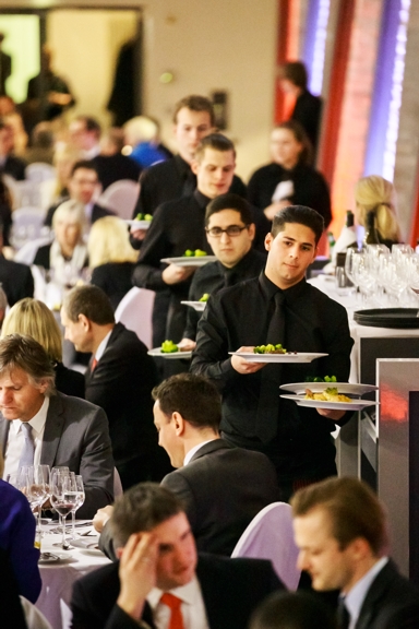 Menu service | © Harald Höllrigl, fotographer Thomas Rosenthal